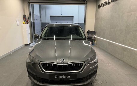 Skoda Rapid II, 2021 год, 1 799 000 рублей, 2 фотография