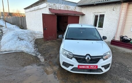 Renault Logan II, 2018 год, 415 000 рублей, 1 фотография