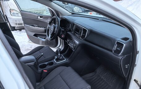 KIA Sportage IV рестайлинг, 2017 год, 1 545 000 рублей, 13 фотография