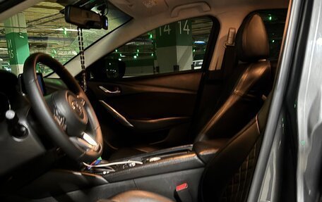 Mazda 6, 2017 год, 1 825 000 рублей, 18 фотография