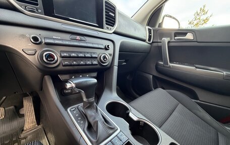 KIA Sportage IV рестайлинг, 2019 год, 2 349 000 рублей, 19 фотография