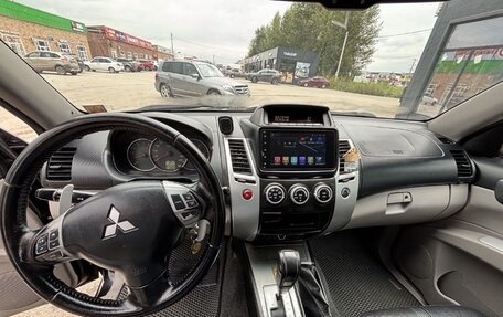 Mitsubishi Pajero Sport II рестайлинг, 2014 год, 1 500 000 рублей, 19 фотография