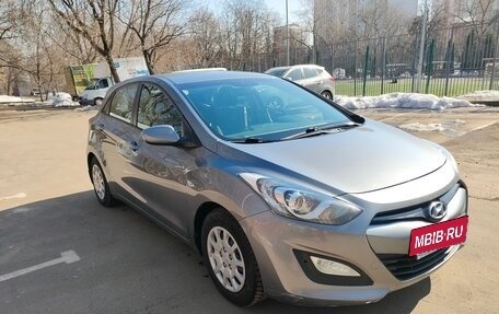 Hyundai i30 II рестайлинг, 2013 год, 950 000 рублей, 3 фотография