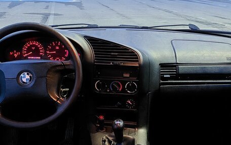 BMW 3 серия, 1997 год, 255 000 рублей, 16 фотография