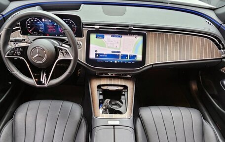 Mercedes-Benz E-Класс, 2024 год, 9 290 000 рублей, 10 фотография