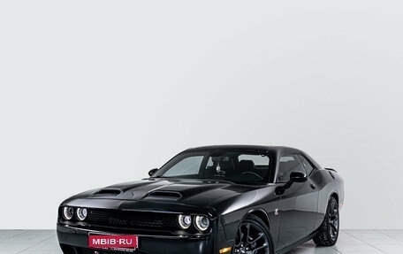 Dodge Challenger III рестайлинг 2, 2022 год, 5 500 000 рублей, 1 фотография