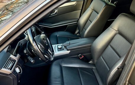 Mercedes-Benz E-Класс, 2012 год, 2 490 000 рублей, 19 фотография