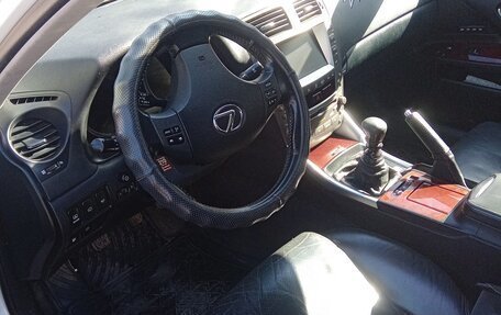 Lexus IS II рестайлинг 2, 2006 год, 950 000 рублей, 2 фотография