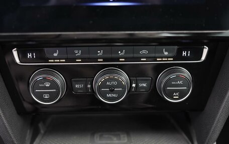 Volkswagen Passat B8 рестайлинг, 2020 год, 2 332 000 рублей, 18 фотография