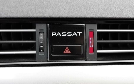 Volkswagen Passat B8 рестайлинг, 2020 год, 2 332 000 рублей, 20 фотография