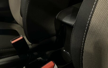 Renault Kaptur I рестайлинг, 2021 год, 1 995 000 рублей, 28 фотография