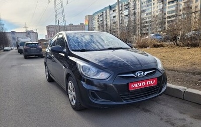 Hyundai Solaris II рестайлинг, 2012 год, 680 000 рублей, 1 фотография