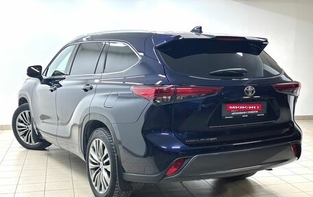 Toyota Highlander, 2021 год, 5 260 000 рублей, 6 фотография