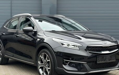 KIA XCeed I, 2021 год, 1 850 000 рублей, 2 фотография