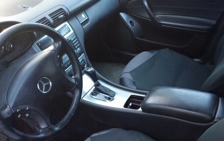 Mercedes-Benz C-Класс, 2006 год, 850 000 рублей, 8 фотография