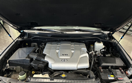 Toyota Land Cruiser 200, 2011 год, 3 990 000 рублей, 9 фотография