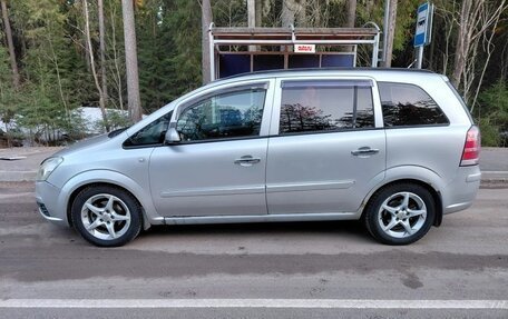 Opel Zafira B, 2007 год, 500 000 рублей, 9 фотография