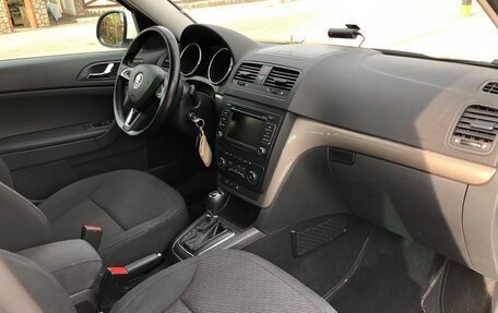 Skoda Yeti I рестайлинг, 2014 год, 990 000 рублей, 16 фотография