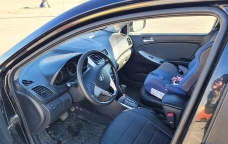 Hyundai Solaris II рестайлинг, 2012 год, 680 000 рублей, 7 фотография