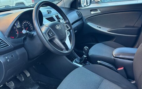 Hyundai Solaris II рестайлинг, 2011 год, 500 000 рублей, 3 фотография