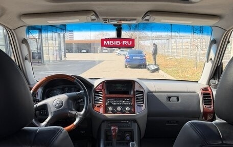 Mitsubishi Pajero III рестайлинг, 2004 год, 886 000 рублей, 8 фотография