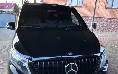 Mercedes-Benz V-Класс, 2016 год, 5 000 000 рублей, 6 фотография