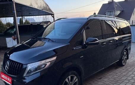 Mercedes-Benz V-Класс, 2016 год, 5 000 000 рублей, 10 фотография