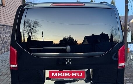 Mercedes-Benz V-Класс, 2016 год, 5 000 000 рублей, 14 фотография