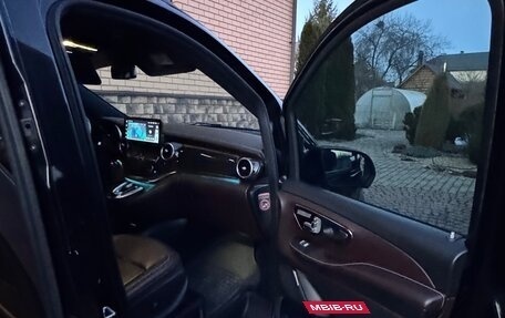 Mercedes-Benz V-Класс, 2016 год, 5 000 000 рублей, 16 фотография