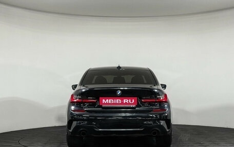 BMW 3 серия, 2019 год, 3 750 000 рублей, 4 фотография