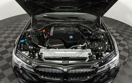 BMW 3 серия, 2019 год, 3 750 000 рублей, 10 фотография