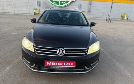 Volkswagen Passat B7, 2013 год, 1 375 000 рублей, 1 фотография