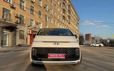 Hyundai Staria, 2021 год, 4 750 000 рублей, 1 фотография