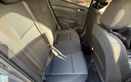 Hyundai Solaris II рестайлинг, 2021 год, 1 800 000 рублей, 7 фотография