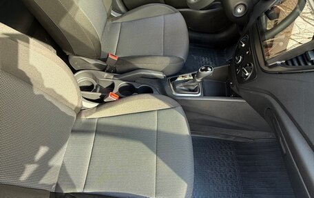 Hyundai Solaris II рестайлинг, 2021 год, 1 800 000 рублей, 10 фотография