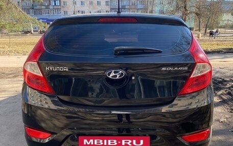 Hyundai Solaris II рестайлинг, 2012 год, 550 000 рублей, 9 фотография