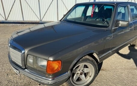 Mercedes-Benz S-Класс, 1986 год, 470 000 рублей, 10 фотография