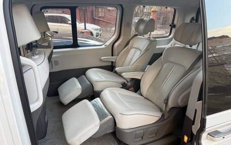 Hyundai Staria, 2021 год, 4 750 000 рублей, 9 фотография