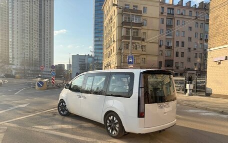 Hyundai Staria, 2021 год, 4 750 000 рублей, 4 фотография