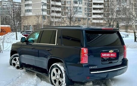 Chevrolet Tahoe IV, 2018 год, 4 100 000 рублей, 4 фотография