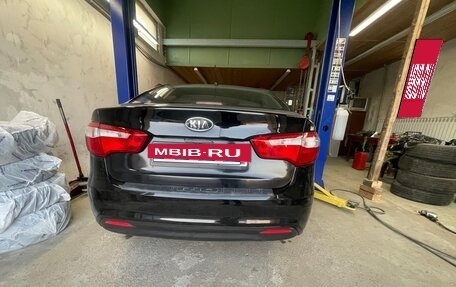 KIA Rio III рестайлинг, 2013 год, 898 880 рублей, 3 фотография