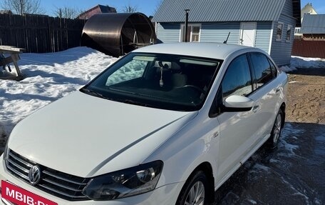 Volkswagen Polo VI (EU Market), 2018 год, 870 000 рублей, 2 фотография