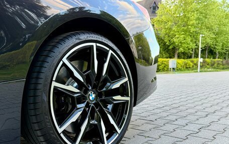 BMW 8 серия, 2024 год, 10 799 000 рублей, 15 фотография