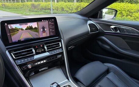 BMW 8 серия, 2024 год, 10 799 000 рублей, 13 фотография