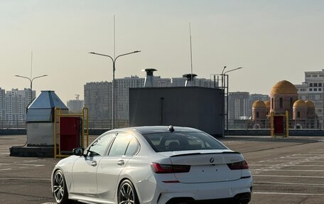 BMW 3 серия, 2022 год, 5 950 000 рублей, 4 фотография