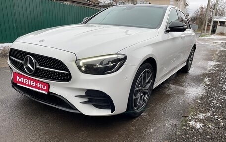 Mercedes-Benz E-Класс, 2021 год, 4 560 000 рублей, 3 фотография