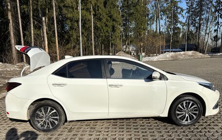 Toyota Corolla, 2019 год, 1 950 000 рублей, 9 фотография