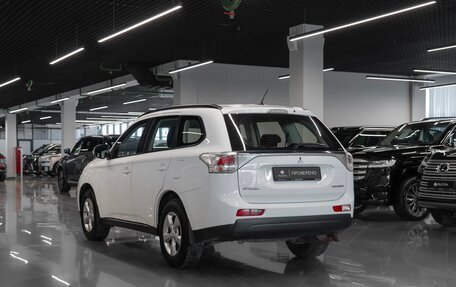 Mitsubishi Outlander III рестайлинг 3, 2013 год, 1 450 000 рублей, 4 фотография