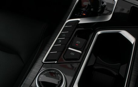 Geely Tugella FY11, 2023 год, 3 220 000 рублей, 31 фотография