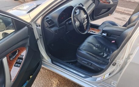 Toyota Camry, 2007 год, 890 000 рублей, 4 фотография